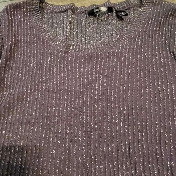 Daisy Fuentes scoop Neck Empire tie waist. Long sleeves - LG. Purple/Silver - Picture 4 of 8